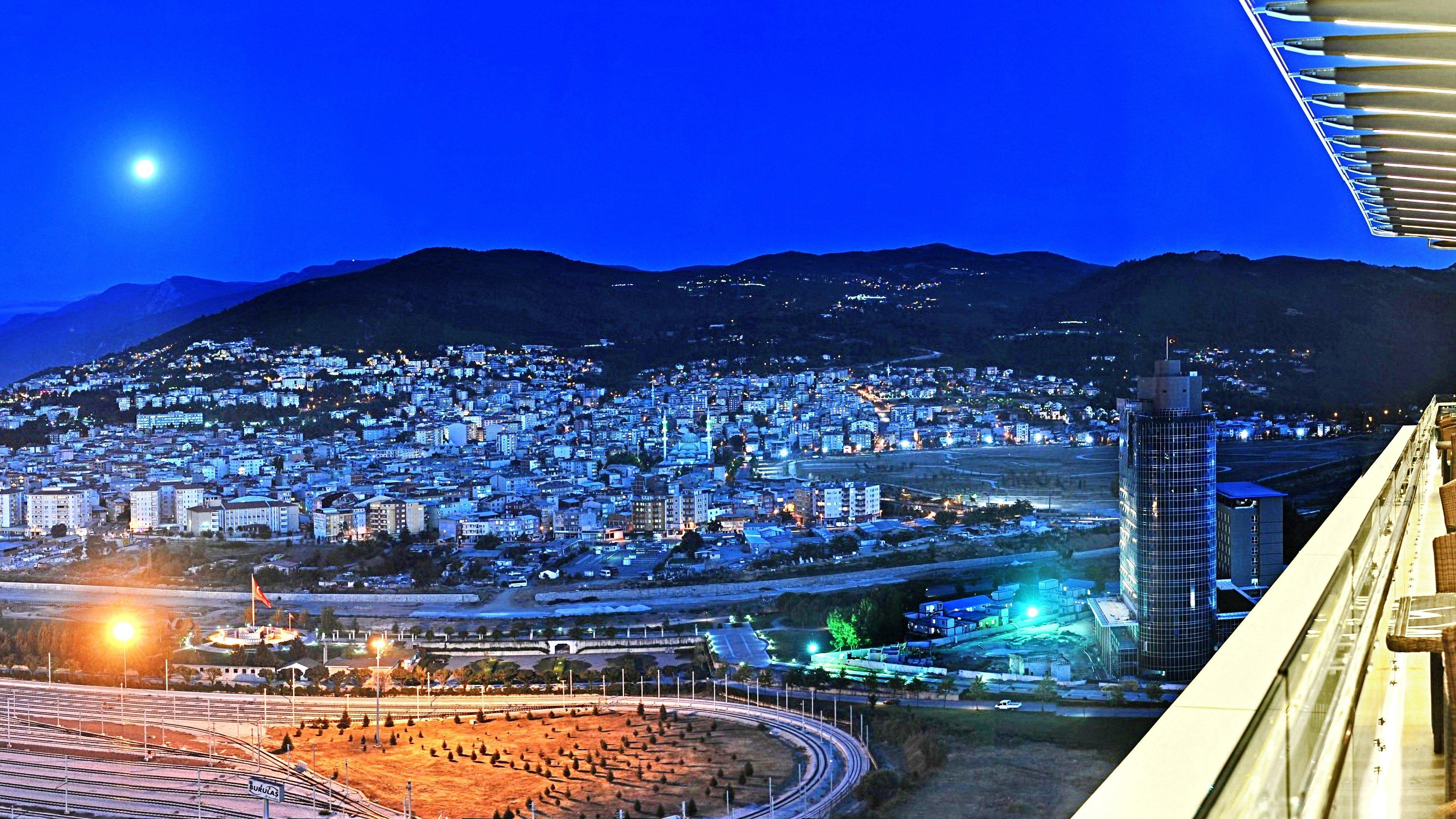 Crowne Plaza Bursa Convention Center & Thermal Spa By Ihg Екстер'єр фото View of Athens