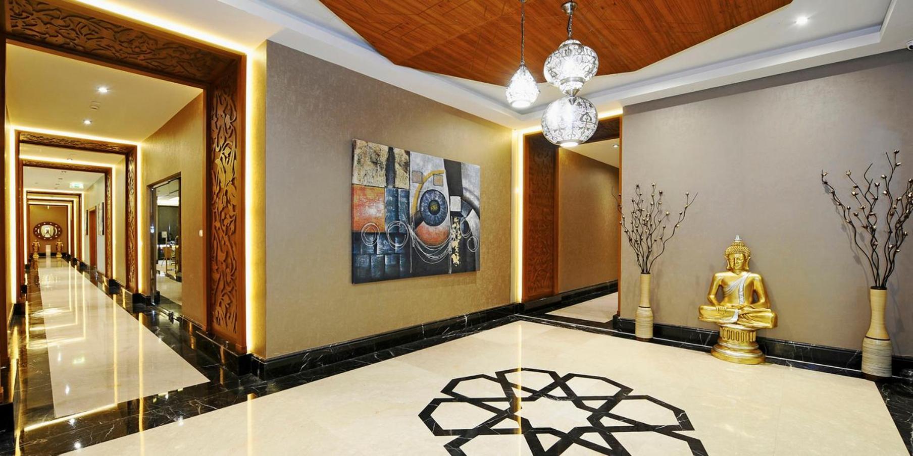 Crowne Plaza Bursa Convention Center & Thermal Spa By Ihg Екстер'єр фото The lobby of the hotel